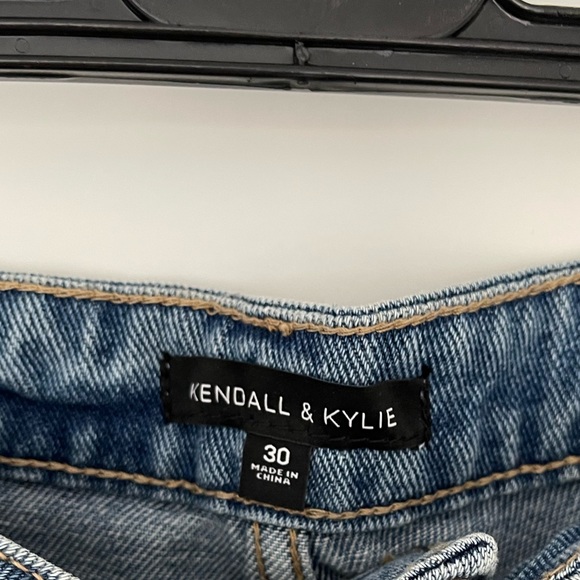 NWOT Kendall & Kylie Classic Vintage Mom Jeans - Picture 4 of 5